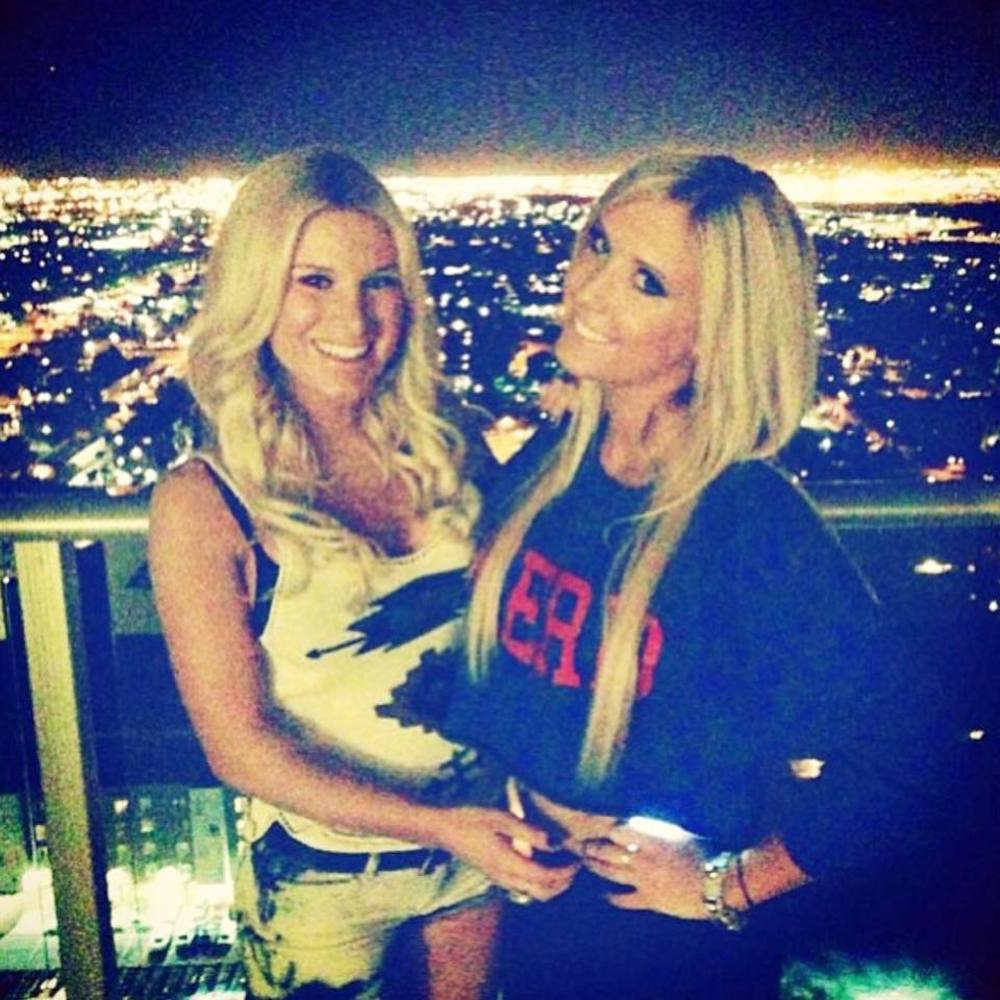 Meet your Posher, Mackel